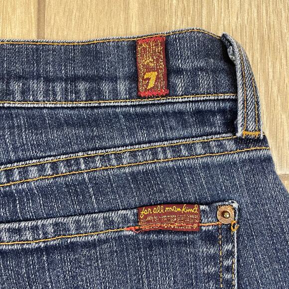 7 For All Mankind Bootcut Jeans Women’s 29 Made in USA Dark Wash Stretch Denim - Picture 11 of 12